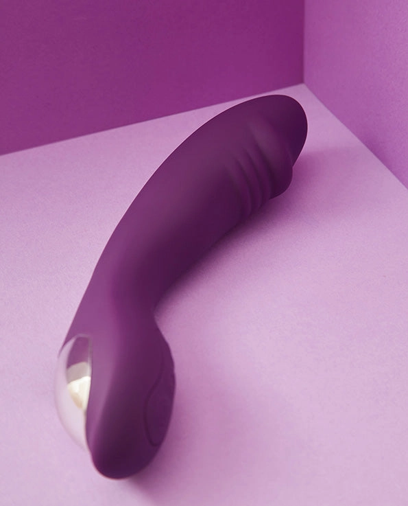 Carina Ribbed G-Spot Vibrating Dildo