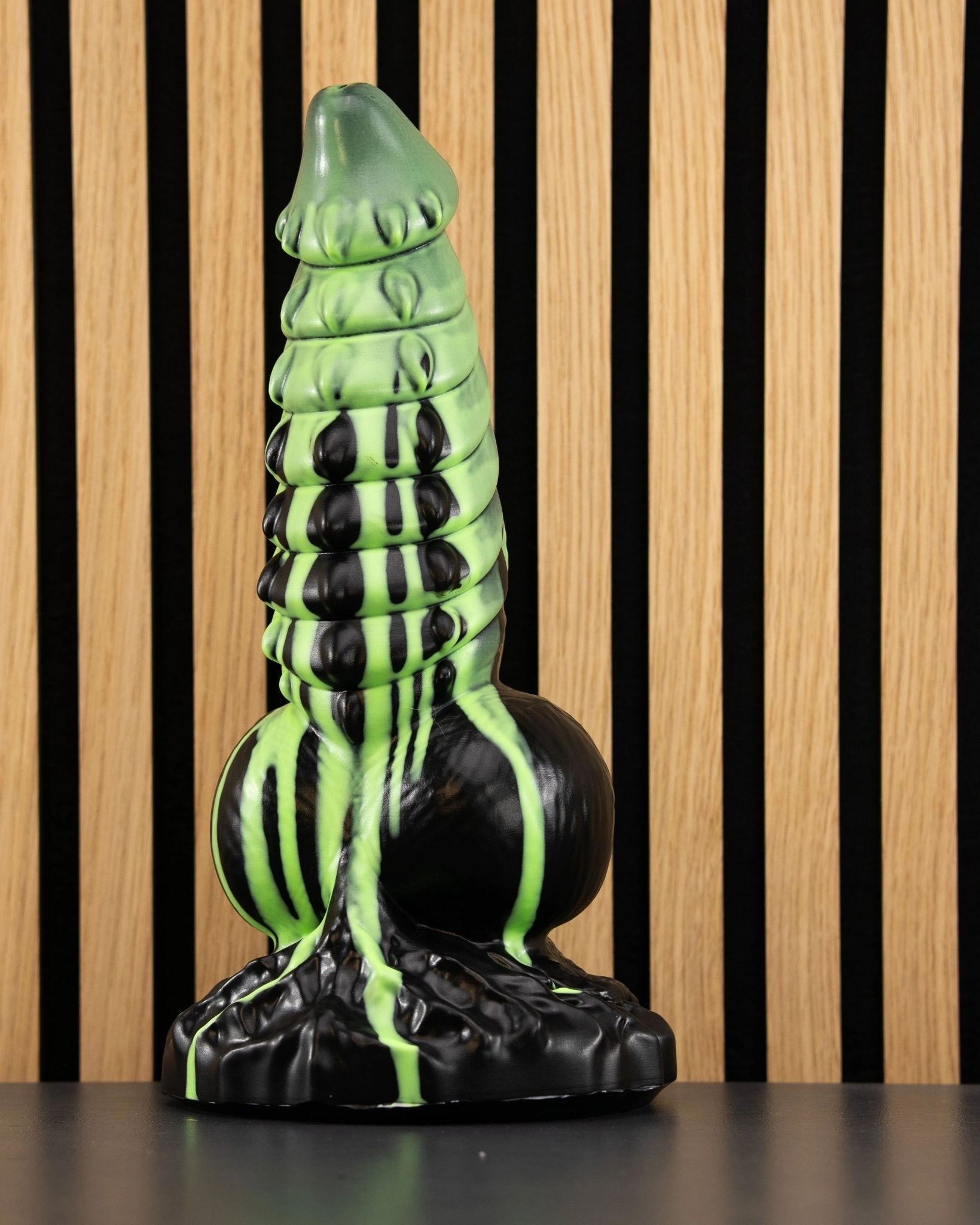 Dovah - Trophy, Soft Shaft/Firm Base - FLOP - Messy Suction Cup