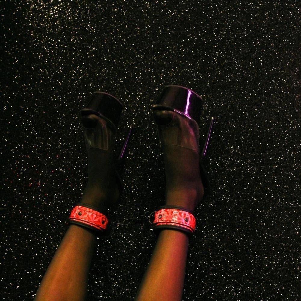 Kinky Play Ankle Cuffs - Pink