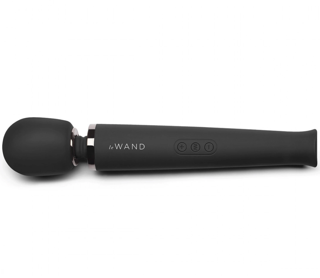 Le Wand Original Rechargeable Vibrating Massager