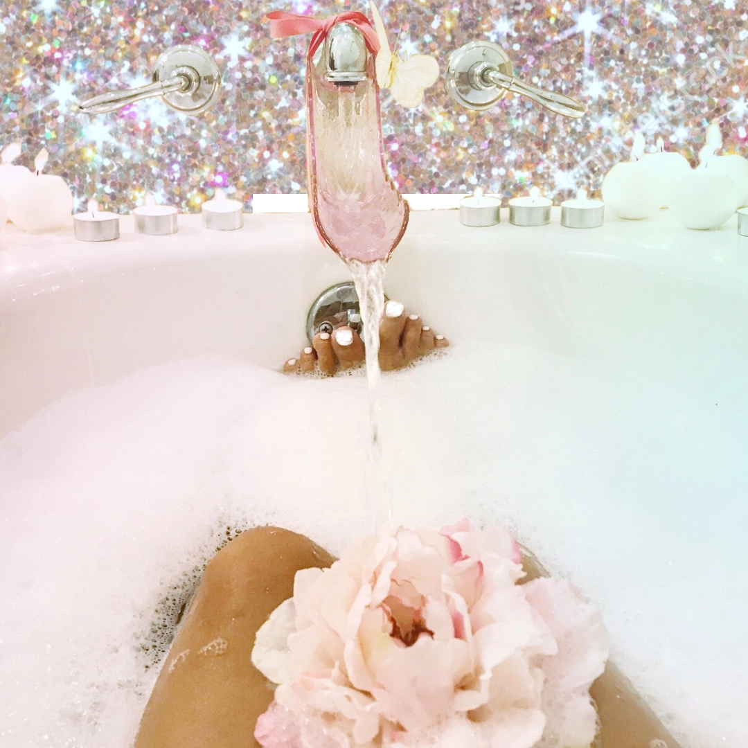 The WaterSlyde™ Bathtub Water Diverter