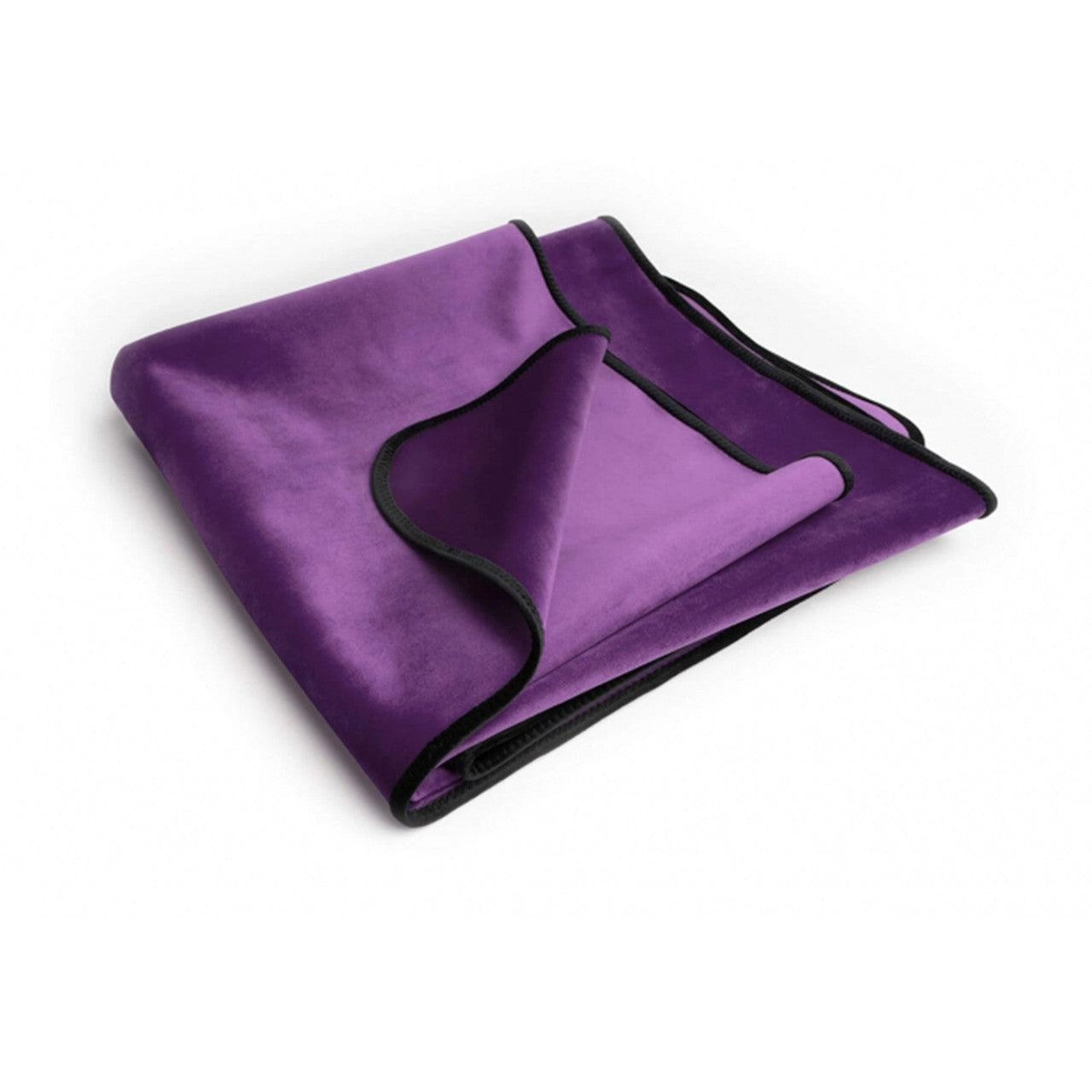 Throw: Assorted Colours