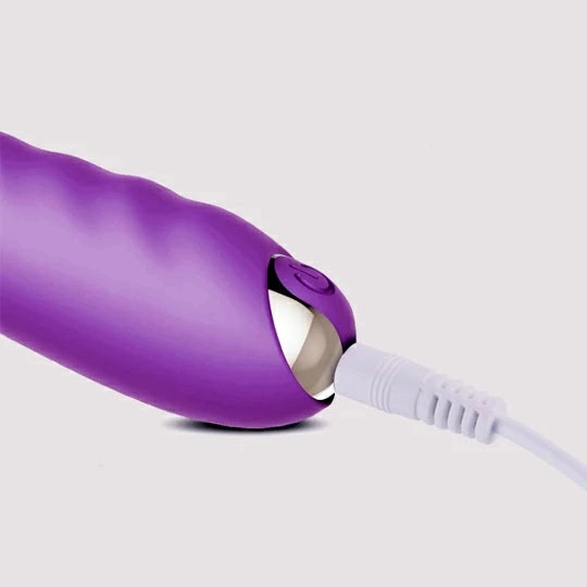 Wild Vibrating Tongue